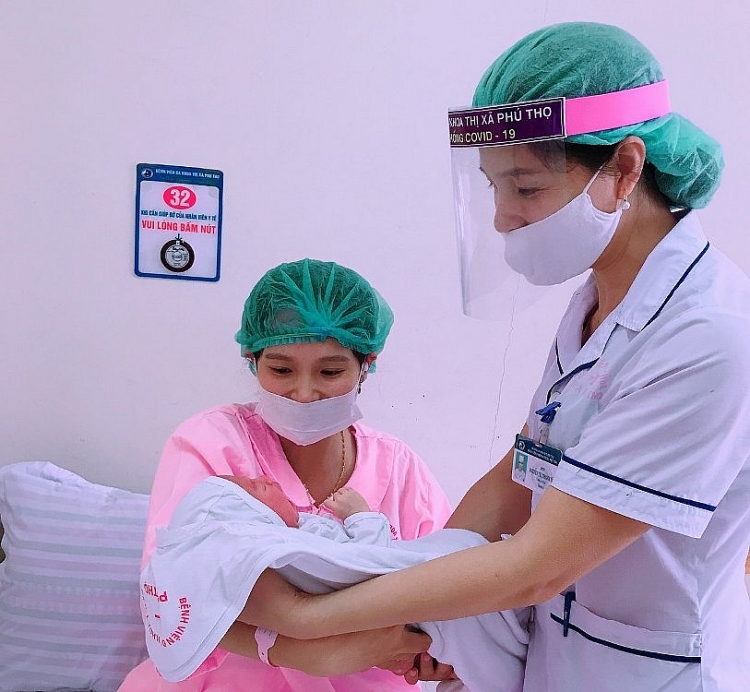 Bệnh viện đa khoa thị xã Phú Thọ: Thực hiện tốt nhiều kỹ thuật chuyên sâu khám chữa bệnh Bệnh viện đa khoa thị xã Phú Thọ: Thực hiện tốt nhiều kỹ thuật chuyên sâu khám chữa bệnh