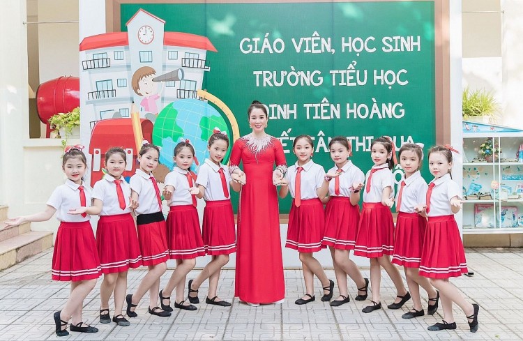 Phú Thọ: 150 HS trường Tiểu học Đinh Tiên Hoàng đạt giải cuộc thi Tư duy thuật toán Bebras 2022 Phú Thọ: 150 HS trường Tiểu học Đinh Tiên Hoàng đạt giải cuộc thi Tư duy thuật toán Bebras 2022