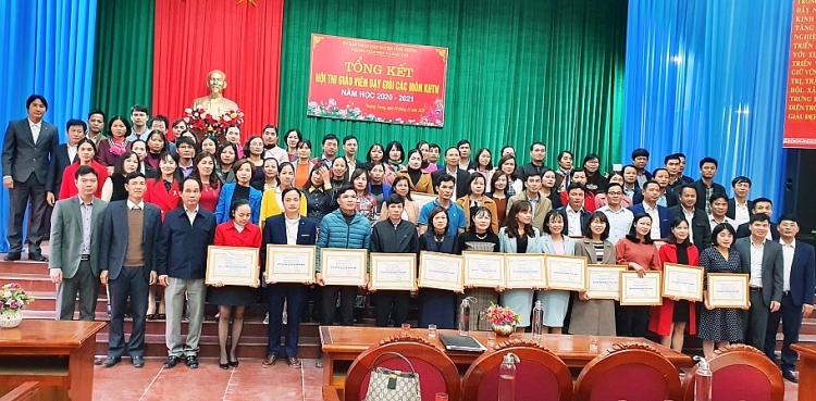 Vĩnh Phúc: Nhiều chuyển biến chất lượng giáo dục toàn diện ở huyện Vĩnh Tường Vĩnh Phúc: Nhiều chuyển biến chất lượng giáo dục toàn diện ở huyện Vĩnh Tường