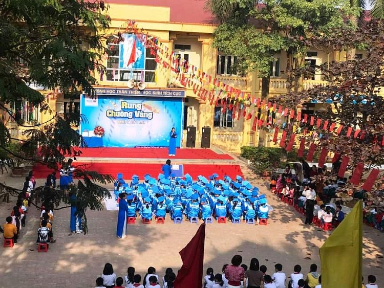Vĩnh Phúc: Trường Tiểu học và THCS Quất Lưu thực hiện tốt việc “Dạy chữ đi đôi với dạy người” Vĩnh Phúc: Trường Tiểu học và THCS Quất Lưu thực hiện tốt việc “Dạy chữ đi đôi với dạy người”