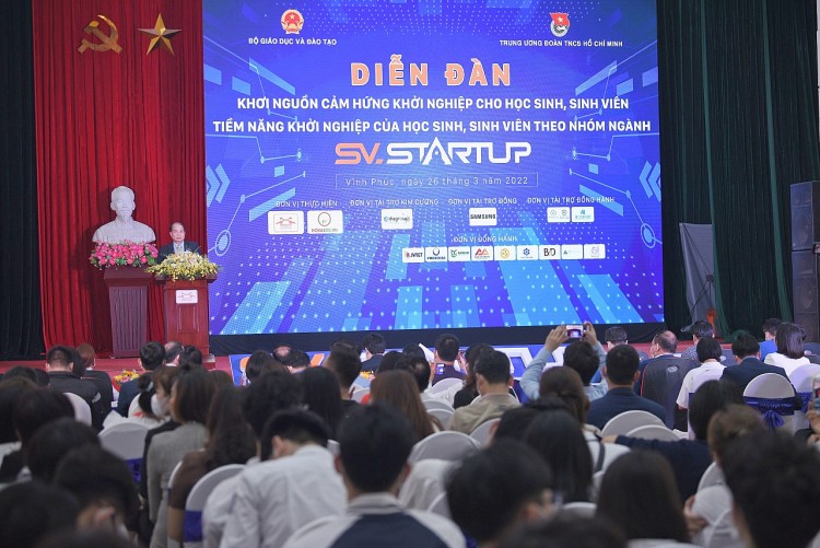 Tiếp thêm năng lượng, nhiệt huyết, tinh thần khởi nghiệp cho các bạn học sinh, sinh viên Tiếp thêm năng lượng, nhiệt huyết, tinh thần khởi nghiệp cho các bạn học sinh, sinh viên