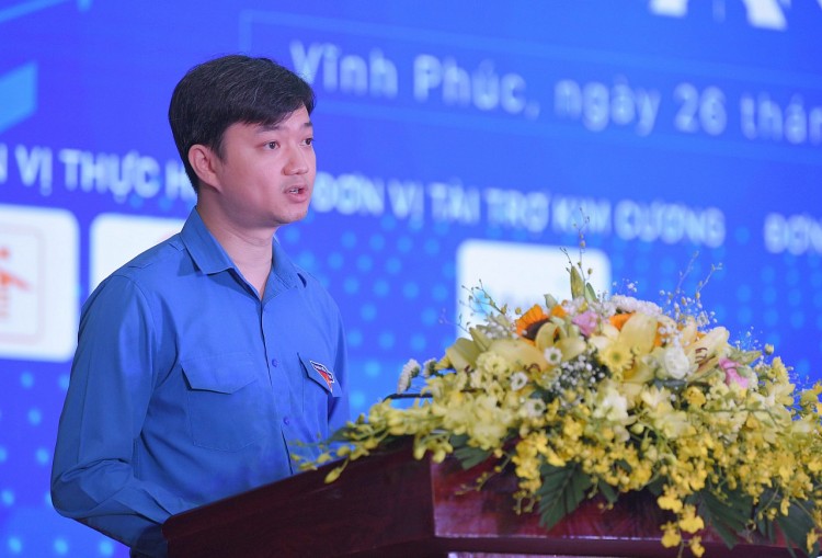 Tiếp thêm năng lượng, nhiệt huyết, tinh thần khởi nghiệp cho các bạn học sinh, sinh viên Tiếp thêm năng lượng, nhiệt huyết, tinh thần khởi nghiệp cho các bạn học sinh, sinh viên