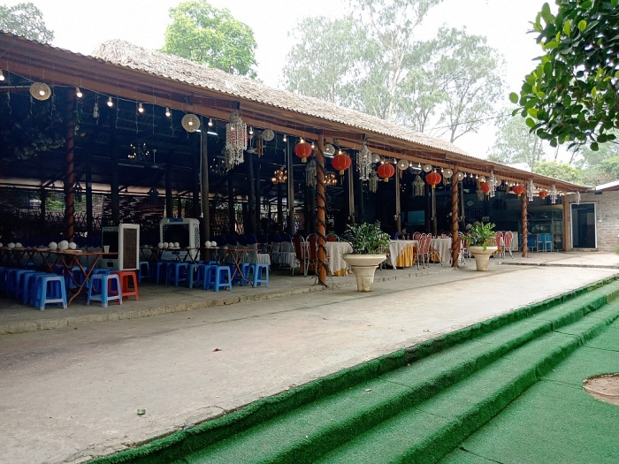 Khu vui chơi xâm phạm Đền Hùng vẫn ngang nhiên tồn tại phu tho i ach thao do cac cong trinh xay dung trai phep tai den hung