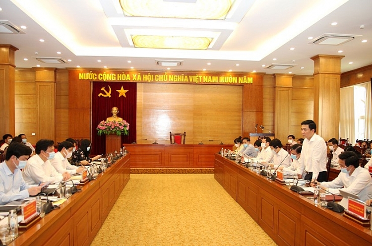 Thứ trưởng Nguyễn Hữu Độ: Chương trình GDPT mới tại Vĩnh Phúc được triển khai đồng bộ, đạt yêu cầu Thứ trưởng Nguyễn Hữu Độ: Chương trình GDPT mới tại Vĩnh Phúc được triển khai đồng bộ, đạt yêu cầu