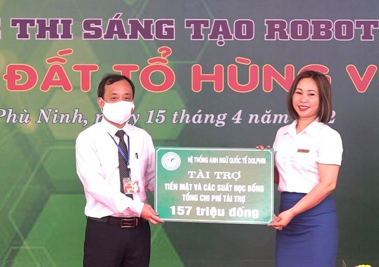 Sôi nổi Ngày hội STEM Phù Ninh 2022: Tự hào Đất Tổ Hùng Vương Sôi nổi Ngày hội STEM Phù Ninh 2022: Tự hào Đất Tổ Hùng Vương