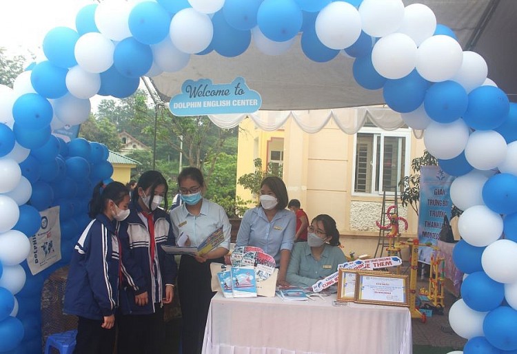 Sôi nổi Ngày hội STEM Phù Ninh 2022: Tự hào Đất Tổ Hùng Vương Sôi nổi Ngày hội STEM Phù Ninh 2022: Tự hào Đất Tổ Hùng Vương