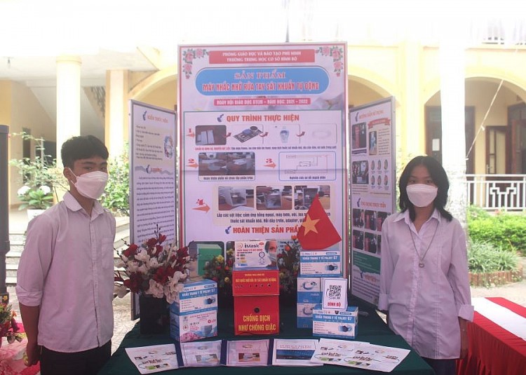 Sôi nổi Ngày hội STEM Phù Ninh 2022: Tự hào Đất Tổ Hùng Vương Sôi nổi Ngày hội STEM Phù Ninh 2022: Tự hào Đất Tổ Hùng Vương
