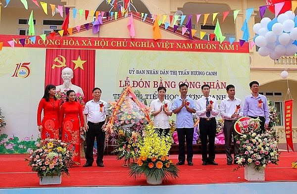 Vĩnh Phúc: Trường Tiểu học Hương Canh B đạt Chuẩn Quốc gia mức độ 2 vinh phuc truong tieu hoc huong canh b dat chuan quoc gia muc do 2