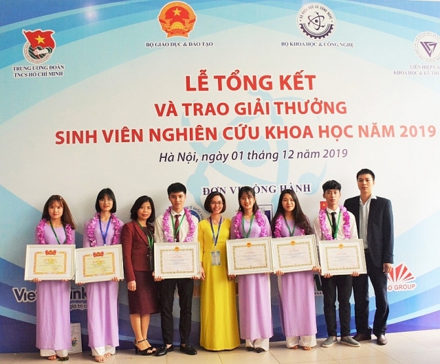 Phú Thọ: Sinh viên trường Đại học Hùng Vương khẳng định tài năng, vươn tầm Quốc tế phu tho sinh vien truong dai hoc hung vuong khang dinh tai nang vuon tam quoc te