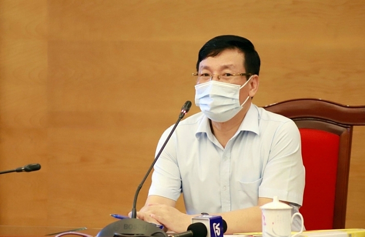 Chủ tịch UBND tỉnh Vĩnh Phúc Lê Duy Thành: Quyết tâm bao vây, khoanh vùng, đón đầu, đánh chặn Covid-19 Chủ tịch UBND tỉnh Vĩnh Phúc Lê Duy Thành: Quyết tâm bao vây, khoanh vùng, đón đầu, đánh chặn Covid-19