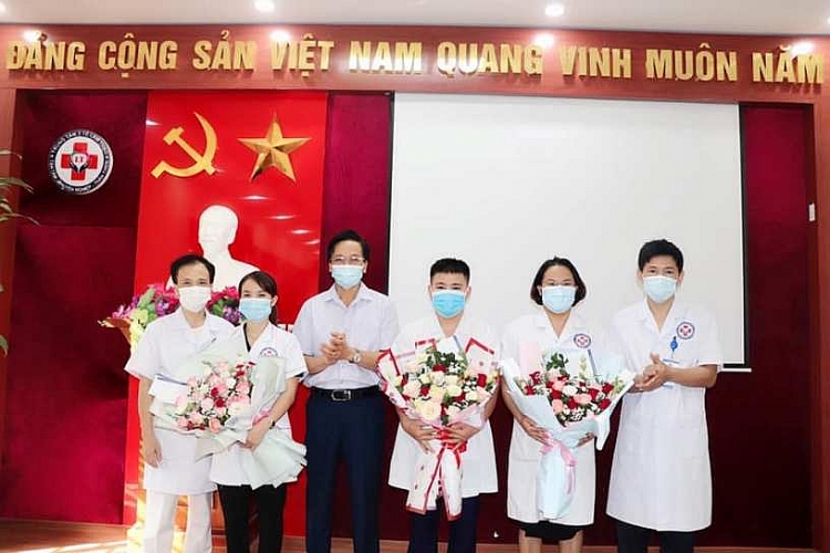 Tỉnh Phú Thọ tiếp tục cử 50 cán bộ y tế hỗ trợ TP Hồ Chí Minh chống dịch COVID-19 Tỉnh Phú Thọ tiếp tục cử 50 cán bộ y tế hỗ trợ TP Hồ Chí Minh chống dịch COVID-19
