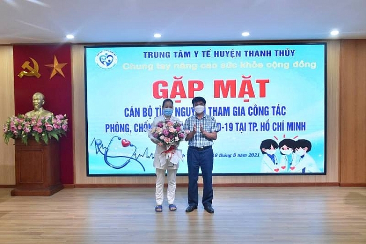 Tỉnh Phú Thọ tiếp tục cử 50 cán bộ y tế hỗ trợ TP Hồ Chí Minh chống dịch COVID-19 Tỉnh Phú Thọ tiếp tục cử 50 cán bộ y tế hỗ trợ TP Hồ Chí Minh chống dịch COVID-19