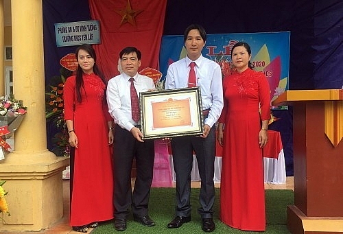 Trường THCS Yên Lập được công nhận đạt chuẩn Quốc gia truong thcs yen lap duoc cong nhan dat chuan quoc gia