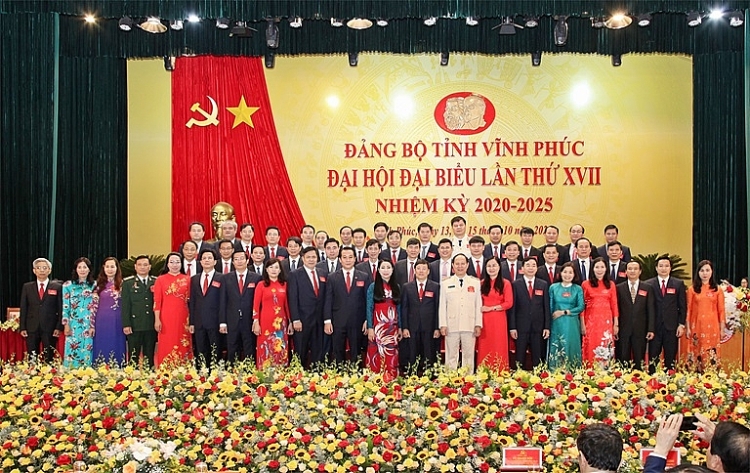 Bà Hoàng Thị Thúy Lan tái đắc cử Bí thư Tỉnh ủy Vĩnh Phúc nhiệm kỳ 2020 - 2025 Bà Hoàng Thị Thúy Lan tái đắc cử Bí thư Tỉnh ủy Vĩnh Phúc nhiệm kỳ 2020 - 2025