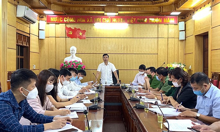 Huyện Lâm Thao thần tốc truy vết, lấy mẫu xét nghiệm, khoanh vùng dập dịch COVID-19 Huyện Lâm Thao thần tốc truy vết, lấy mẫu xét nghiệm, khoanh vùng dập dịch COVID-19