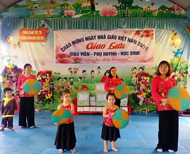 Phú Thọ: Nhiều trường học tổ chức long trọng ngày nhà giáo Việt Nam phu tho nhieu truong hoc to chuc tuyen truyen giao duc ngay nha giao viet nam