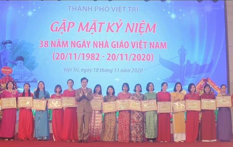 Phú Thọ: TP Việt Trì xác định phát triển giáo dục là nhiệm vụ trọng tâm Phú Thọ: TP Việt Trì xác định phát triển giáo dục là nhiệm vụ trọng tâm