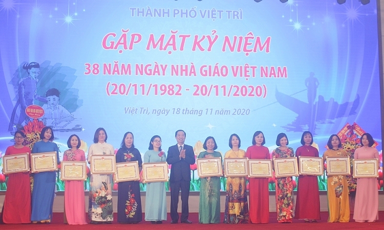 Phú Thọ: TP Việt Trì xác định phát triển giáo dục là nhiệm vụ trọng tâm Phú Thọ: TP Việt Trì xác định phát triển giáo dục là nhiệm vụ trọng tâm