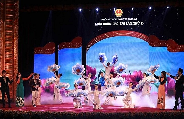 ការសម្តែងសិល្បៈក្នុងកម្មវិធី ការសម្តែងសិល្បៈក្នុងកម្មវិធី