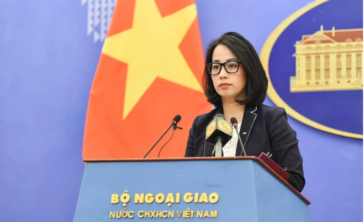 លោកស្រី Pham Thu Hang អ្នកនាំពាក្យក្រសួងការបរទេសវៀតណាម លោកស្រី Pham Thu Hang អ្នកនាំពាក្យក្រសួងការបរទេសវៀតណាម