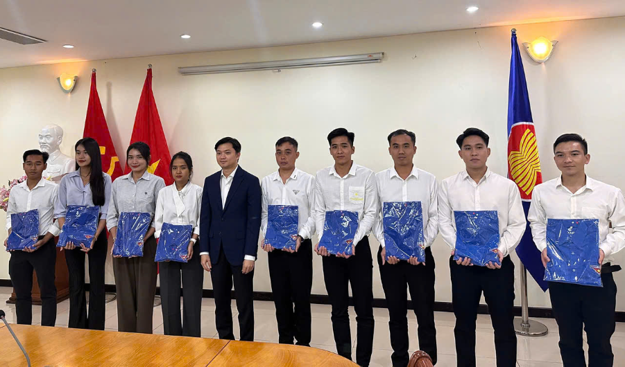ពង្រឹងការផ្លាស់ប្តូរយុវជនរវាងវៀតណាម និងកម្ពុជា