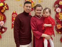 Valentine ជា​ឱកាស​បង្ហាញ​ក្តី​ស្រឡាញ់​ចំពោះ​ភរិយា​ដែល​មាន​ស្រុកកំណើត​នៅ​ចម្ងាយ​ជាង ៨០០០ គីឡូម៉ែត្រ​ពី​ប្រទេស​វៀតណាម