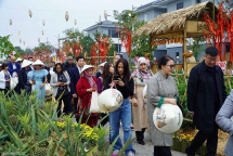 ទីក្រុងហាណូយ៖ កម្មវិធី «ស្វែងយល់អំពីវៀតណាមឆ្នាំ២០២៤»