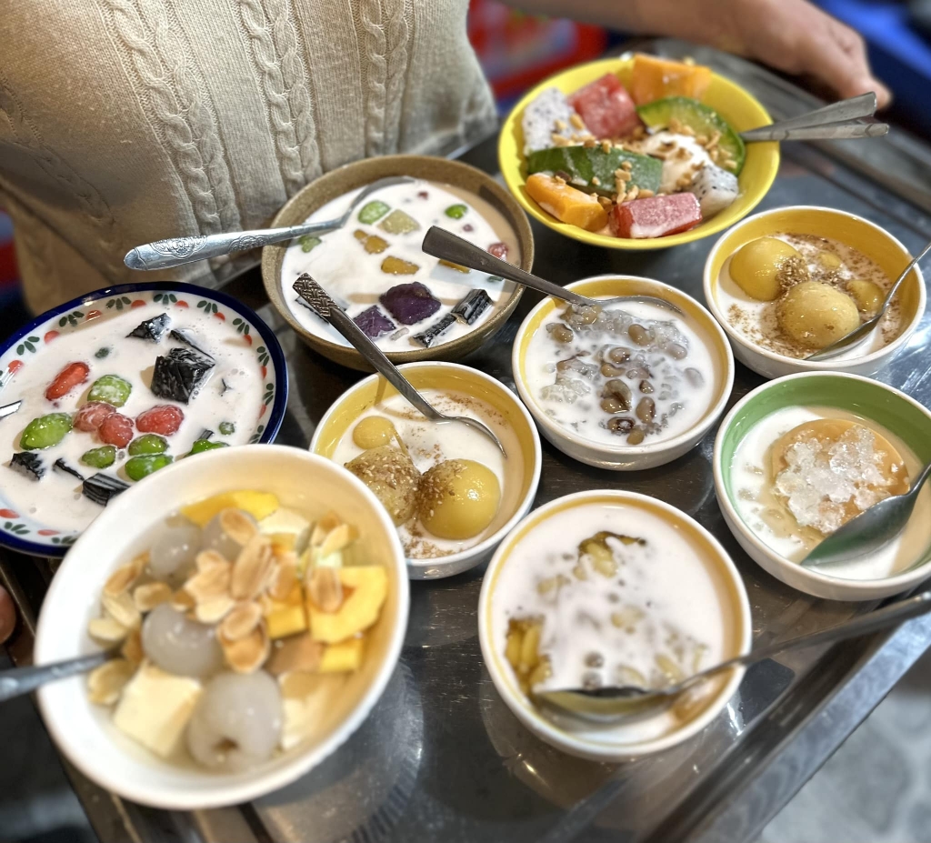 ម្ហូបអាហារវៀតណាមឆ្ងាញ់បំផុតទាំង ១០ ដែលធ្វើឱ្យគូស្នេហ៍បរទេសចាប់ចិត្ត