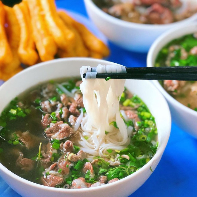 អ្នកកាសែតអង់គ្លេស៖ «មកដល់វៀតណាមបានវង្វេងក្នុងថានសួគ៌ទេសចរណ៍ និងទទួលទានម្ហូបអាហារ»