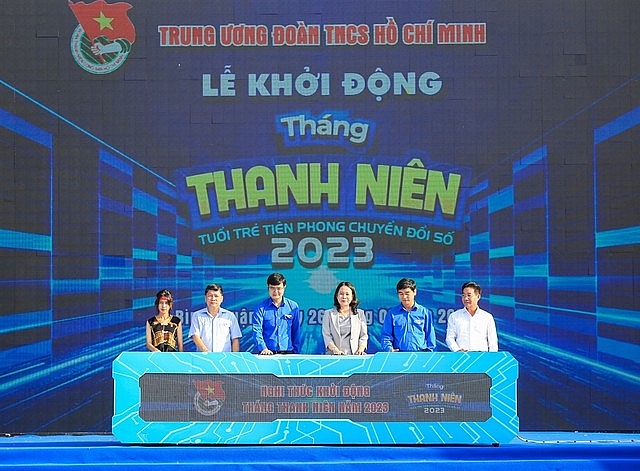 យុវជនវៀតណាមដើរឈានមុខក្នុងការផ្លាស់ប្តូរឌីជីថលជាតិ