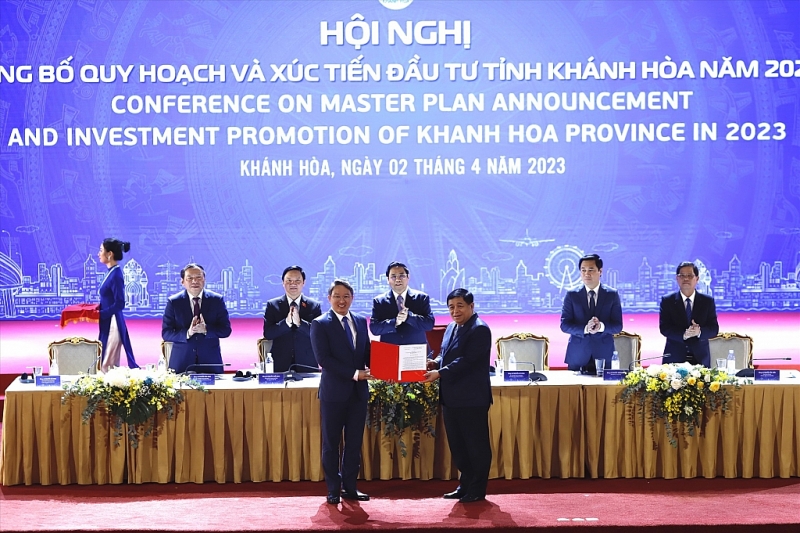 នាយករដ្ឋមន្ត្រី លោក Pham Minh Chinh ថ្លែងមតិក្នុងសន្និសីទ នាយករដ្ឋមន្ត្រី លោក Pham Minh Chinh ថ្លែងមតិក្នុងសន្និសីទ