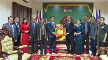 ថ្នាក់ដឹកនាំខេត្ត Dak Nong (វៀតណាម) អញ្ជើញទៅជូនពរបុណ្យចូលឆ្នាំថ្មីប្រពៃណីជាតិកម្ពុជានៅខេត្តមណ្ឌលគិរី