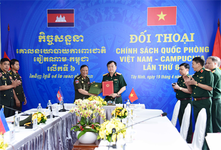 កិច្ចសន្ទនាគោលនយោបាយការពារជាតិវៀតណាម-កម្ពុជា លើកទី៦