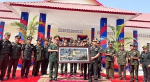 បញ្ជាការដ្ឋានយោធាខេត្ត Binh Thuan និងតំបន់ប្រតិបត្តិការសឹករងកំពង់ឆ្នាំង បានចុះហត្ថលេខាលើកិច្ចព្រមព្រៀងសហប្រតិបត្តិការឆ្នាំ២០២៤