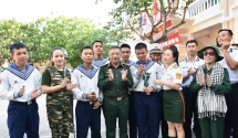 កងទ័ព និងប្រជាជននៅទីប្រជុំកោះ Truong Sa ប្តេជ្ញាចិត្តរក្សាអធិបតេយ្យភាពសមុទ្រ និងកោះនៃមាតុភូមិ