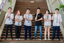 សិស្ស​វិទ្យាល័យជំនាញ​​ហាណូយ - Amsterdam យក​ឈ្នះការប្រកួត AI របស់សិស្សា​នុសិស្សសកល