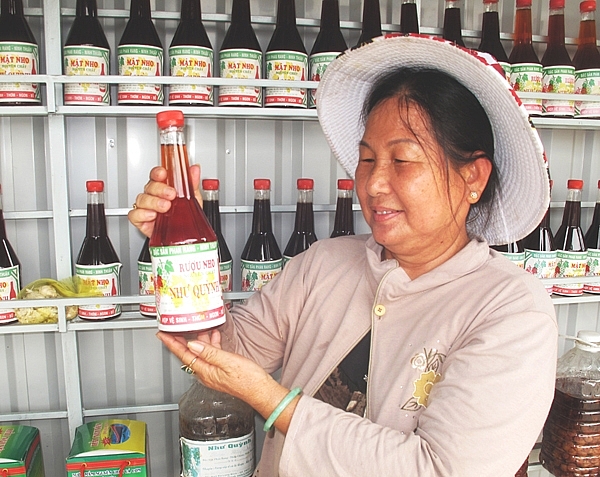 ស្វែងរកខេត្ត នីញធួន (Ninh Thuan) - ពណ៌បៃតងលើ «វាលខ្សាច់»