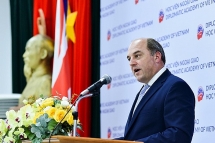 ប្រទេសអង់គ្លេស​វាយតំលៃខ្ពស់​ចំពោះតួនាទី​ដែលកាន់​តែកើនឡើង​របស់​វៀតណាមក្នុងនៅតំបន់និងលើពិភពលោក