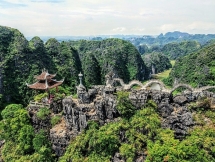 ឡើងកំពូលភ្នំមួរ (Mua) - ហាកំពែង​​របស់​វៀតណាម​