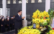 មិត្តភក្តិអន្តរជាតិទៅគោរពវិញ្ញាណក្ខន្ធ លោក Nguyen Phu Trong អគ្គលេខាបក្សកុម្មុយនីស្តវៀតណាម