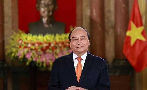 លោកប្រធានរដ្ឋ Nguyen Xuan Phuc ផ្ញើសារលិខិតសាកសួរសុខទុកដល់ជនរងគ្រោះដោយសារជាតិគីមីពុលពណ៌លឿងទុំ/ឌីអុកស៊ីត លោកប្រធានរដ្ឋ Nguyen Xuan Phuc ផ្ញើសារលិខិតសាកសួរសុខទុកដល់ជនរងគ្រោះដោយសារជាតិគីមីពុលពណ៌លឿងទុំ/ឌីអុកស៊ីត