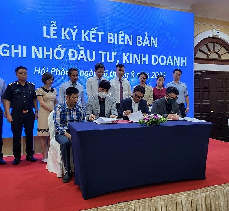 សន្និសីទផ្សាភ្ជាប់ការវិនិយោគ និងធុរកិច្ចរវាងធុរកិច្ចវៀតណាម និងកូរ៉េ