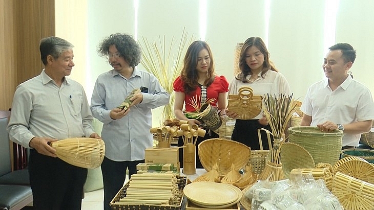 ផលិតផល OCOP និងក្ដីរំពឹងអំពីទិសដៅអភិវឌ្ឍន៍ថ្មីសម្រាប់តំបន់ជនបទខេត្ត Son La