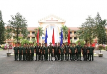 ទីចាត់ការកលយុទ្ធ អគ្គបញ្ជាការដ្ឋានកងយោធពលខេមរភូមិន្ទ បំពេញទស្សនកិច្ចការងារនៅកងពលធំលេខ៣១៦ បញ្ជាការដ្ឋានយោធភូមិភាគទី២ កងទ័ពប្រជាជនវៀតណាម