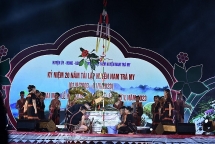 ផ្សព្វផ្សាយរូបភាពយិនស៊ិន Ngoc Linh និងប្រជាជន Nam Tra My ដល់មិត្តក្នុងស្រុក និងអន្តរជាតិ