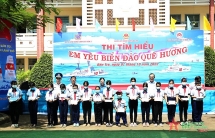 កងឆ្មាំសមុទ្រតំបន់លេខ៣ (វៀតណាម) រួមដំណើរជាមួយអ្នកនេសាទខេត្ត Ben Tre