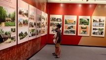 ពិព័រណ៍ «លោកប្រធានហូជីមិញជាមួយរដ្ឋធានីហាណូយ»
