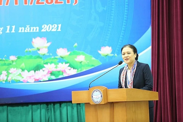 ប្រធាន VUFO លោកស្រី Nguyen Phuong Nga បានថ្លែងសុន្ទរកថាស្វាគមន៍។ (រូបថត៖ Tuan Viet)