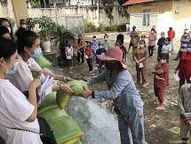 មនោសញ្ចេតនាដ៏កក់ក្ដៅរវាងបងប្អូនជនរួមជាតិនៅក្រុងព្រះសីហនុ ប្រទេសកម្ពុជា