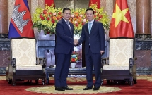 ប្រធានរដ្ឋវៀតណាម លោក Vo Van Thuong អញ្ជើញទទួលជួបជាមួយនាយករដ្ឋមន្ត្រីកម្ពុជាសម្តេចធិបតីហ៊ុន ម៉ាណែត